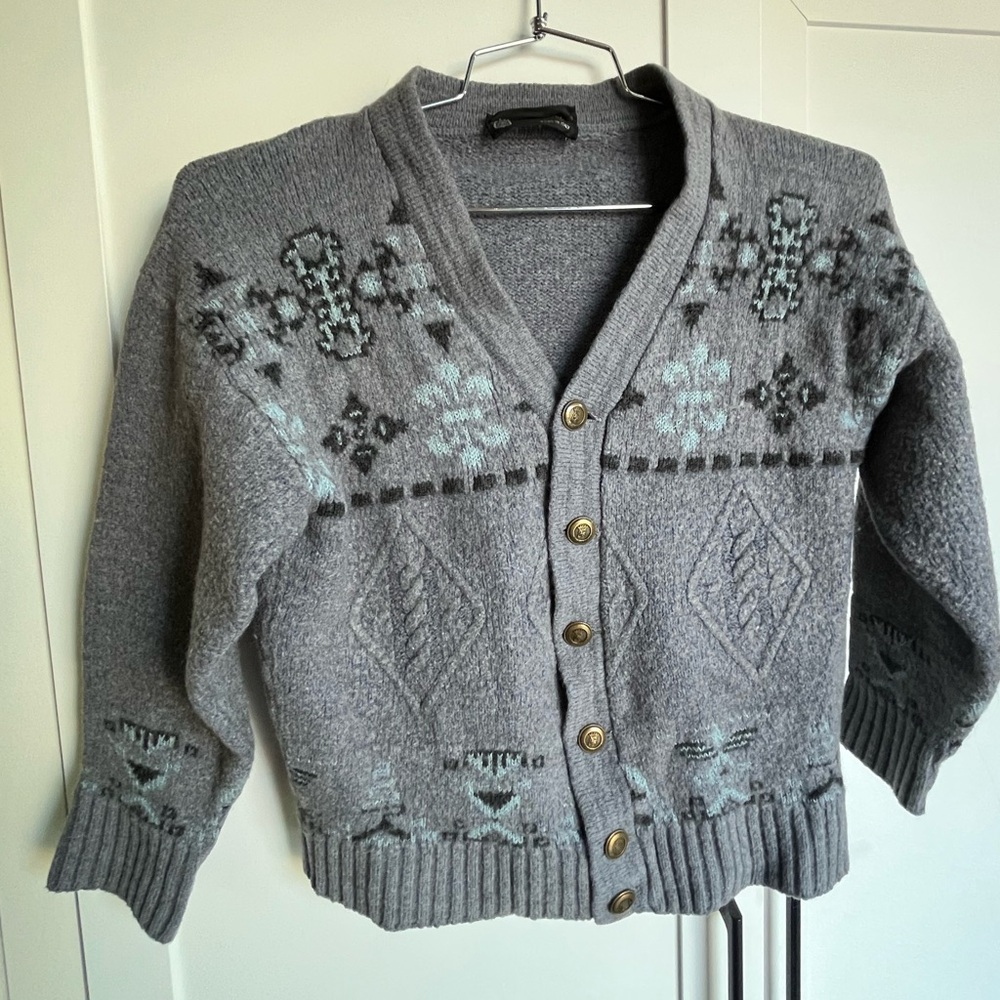 Cute classic Di Candia wool cardigan sweater gray size medium